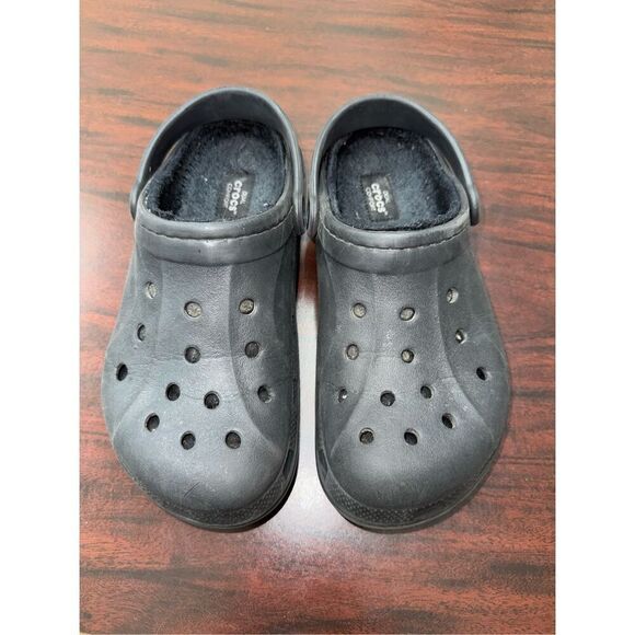 Crocs Black Classic Lined Womens Size 7— Mens Size 5 - Picture 1 of 5